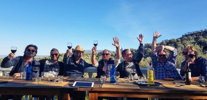 Het mediterrane leven. Borrelen in de olijfboomgaarden van Pinos del Valle